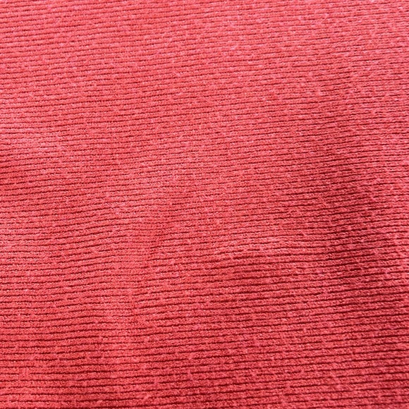 Heavy weight rust/orange color sweater. Size XL. Great fall colors.Pilling/AS IS - Picture 2 of 10